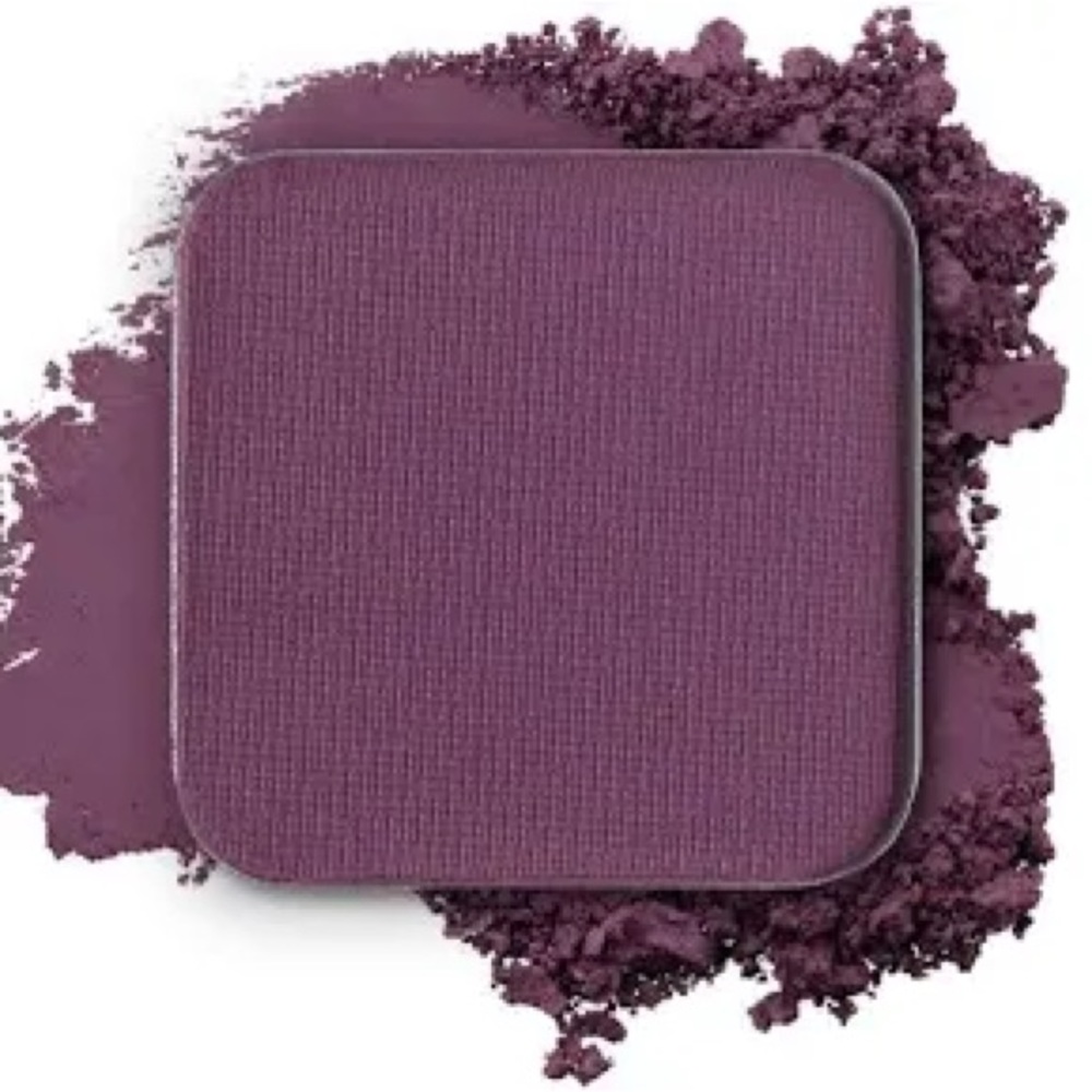 Makeup Geek Matte Eyeshadow 💄CURFEW💄 Purple NIB